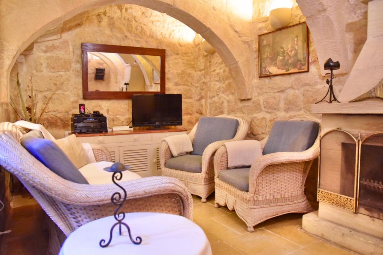 Ta'Martin Farmhouse Xewkija Gozo Villa Dış mekan fotoğraf